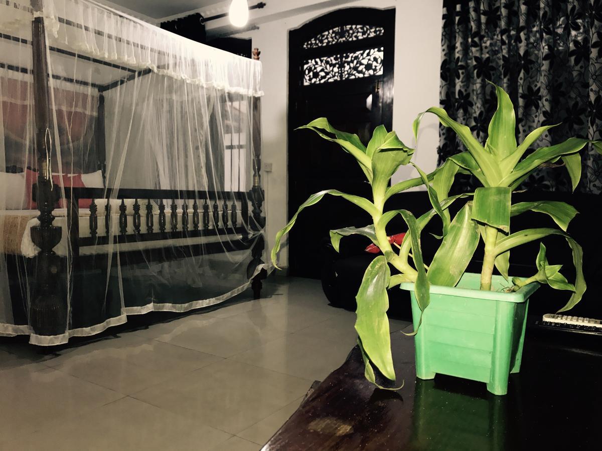 Dew Grand Regency Appartement Bataduwa Buitenkant foto